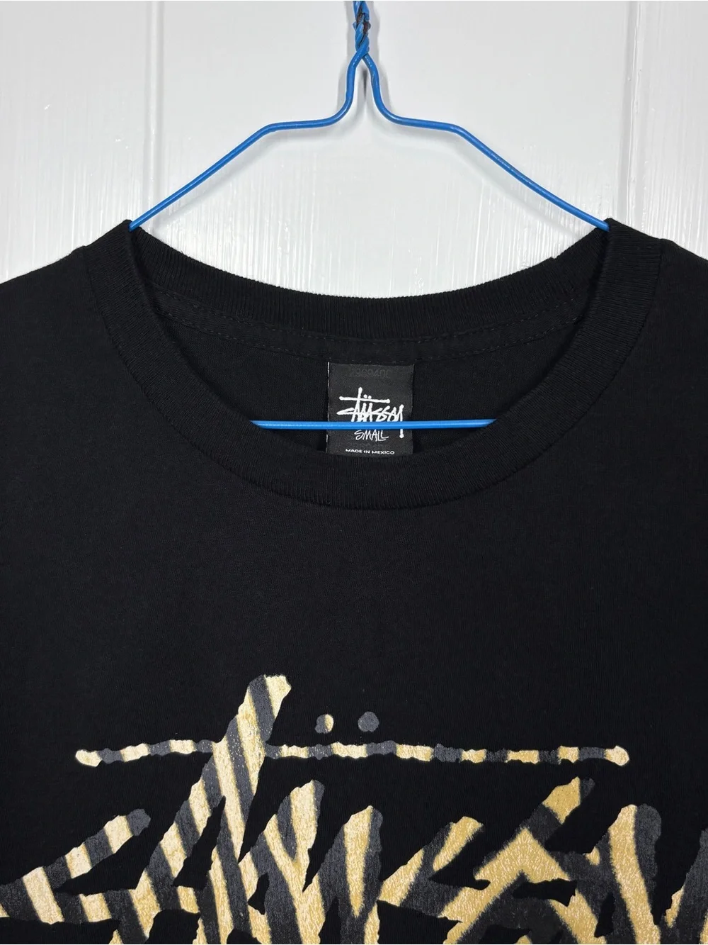 Stussy Men’s Black World Wide Wildlife Crew T-Shirt Size Small Black Yellow - Picture 2 of 8